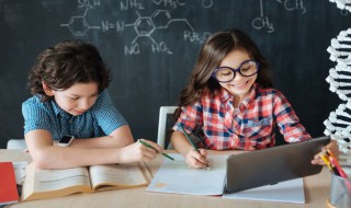 画画的英文怎么读（绘画,画画的英文怎么读）