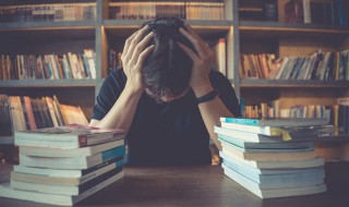 剥削的意思（半封建性剥削的意思）