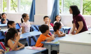 城春草木深的上一句（城春草木深的上一句是什么）