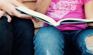 读书伴我成长征文 读书伴我成长征文500字左右