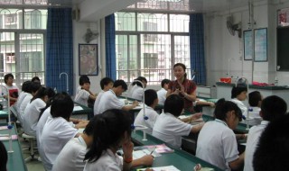 葡萄美酒夜光杯欲饮琵琶马上催赏析 葡萄美酒夜光杯欲饮琵琶马上催的句意