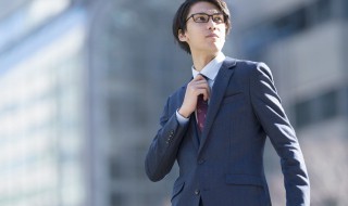 主持人证需要什么条件（主持人证的要求）