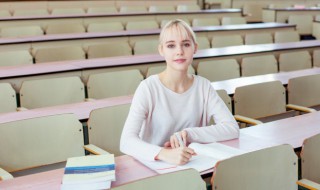 反思的意思（教育反思的意思）