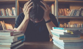 道旁苦李是谁的典故（道旁苦李出自什么）